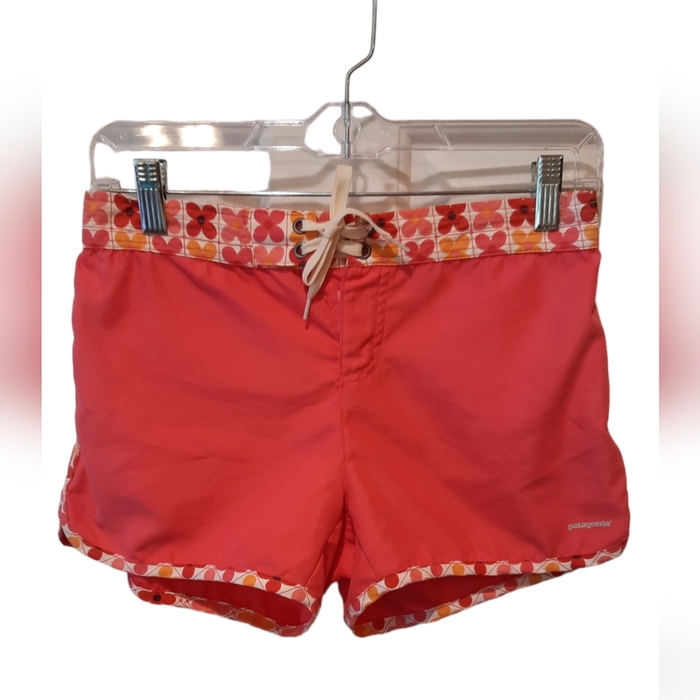 Patagonia Pink Lightweight Polyester Shorts size Large Outdoor Summer